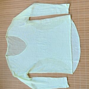 Lululemon light yellow/green linen blend top, size L